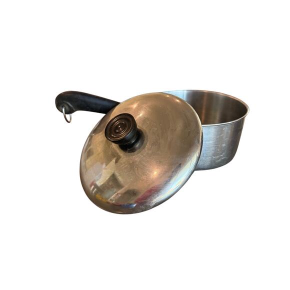 Vtg 1801 Revere Ware 2 Qt Stainless Steel Bottom Sauce Pan Pot W/ Lid Clinton IL - Picture 2 of 8